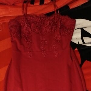 Elegant Red Lace Strapless Dress
